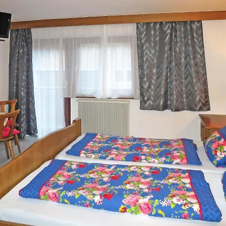 Max - Hbn160 By Interhome * Winkle